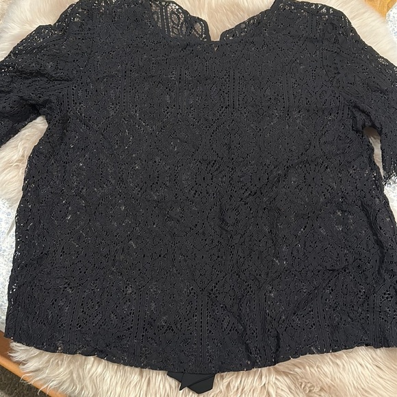 Black sheer lace top with bow tie back - Picture 1 of 6